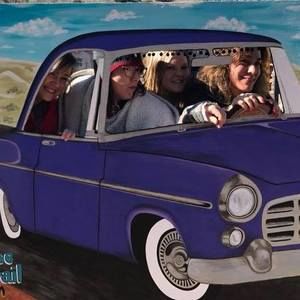 Meet your Posher, Crystal